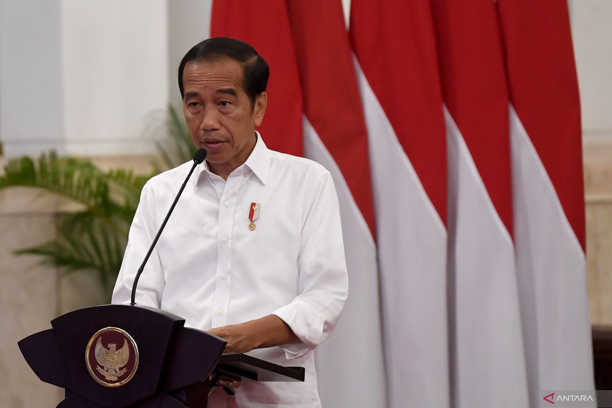 Jokowi: Banyak Tantangan Yang Harus Kita Lewatin Rakyat Harus Bersatun Dan Menguatkan